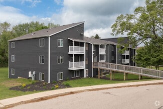 1630 Leonard St NE, Grand Rapids, MI 49505