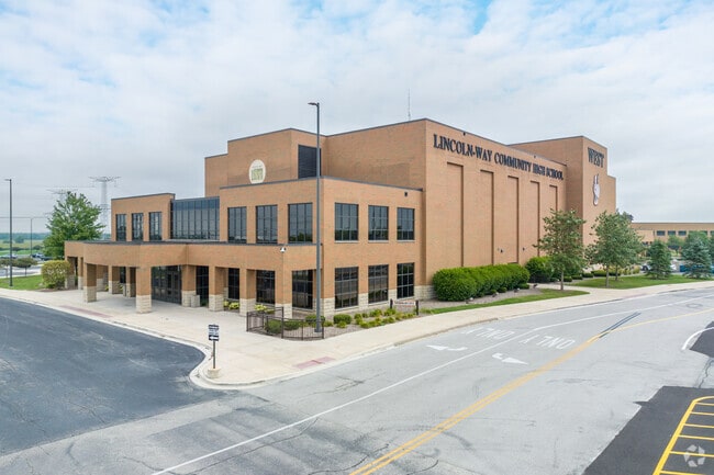 Lincoln-Way West High School is a highly-rated, public school located in New Lenox, IL.