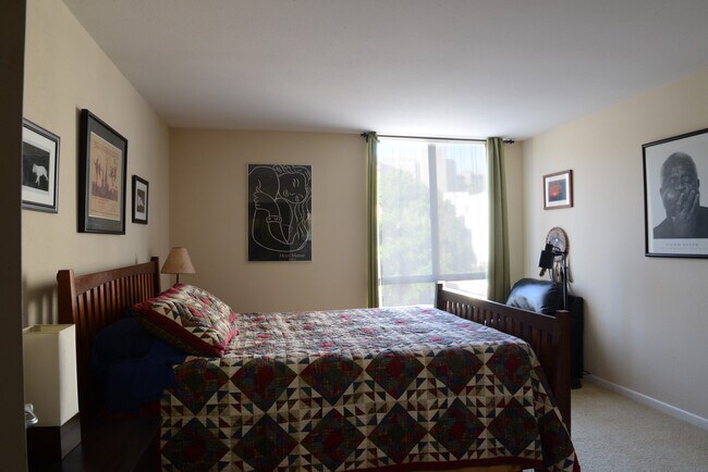 Hollywood Regis Condominiums unit 205, Los Angeles, CA 90046 - photo 6