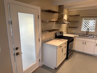 222 Gull St, Manhattan Beach, CA 90266