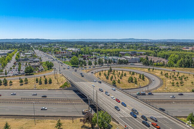 Tanasbourne is conveniently located off HWY-26 for easy access to Downtown Portland.