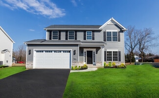 5151 Bridle Path Ln, Lewiston, NY 14092