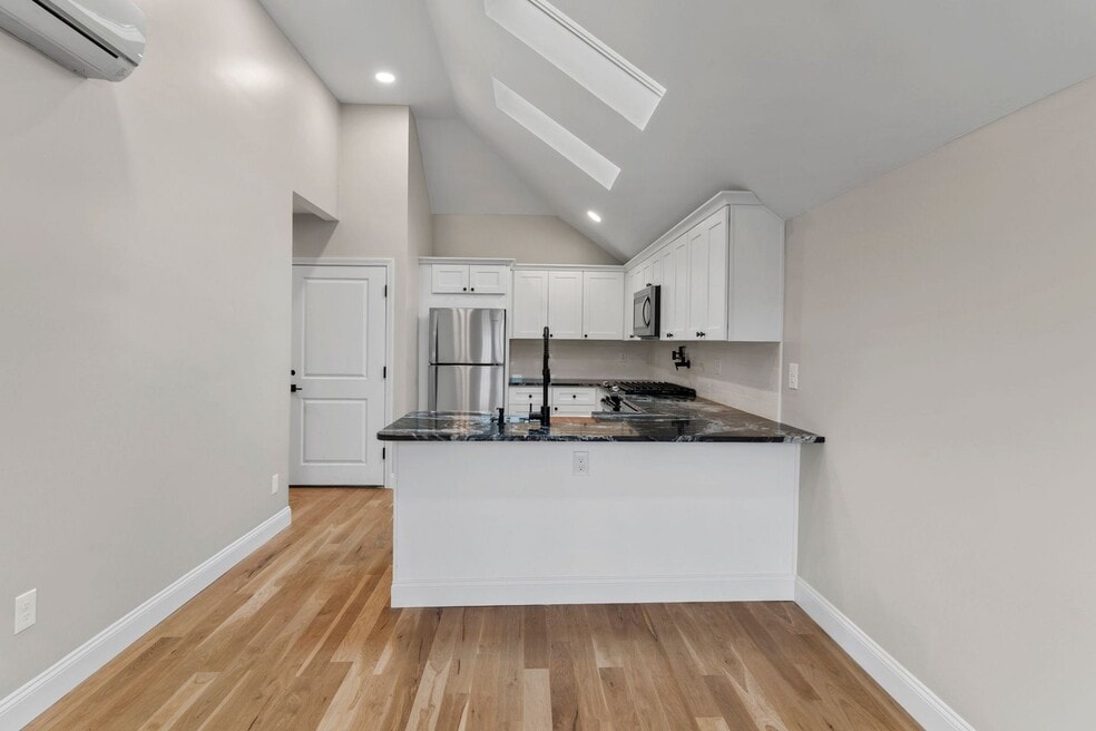 376 Arnolds Neck Dr unit 1, Warwick, RI 02886 - photo 1