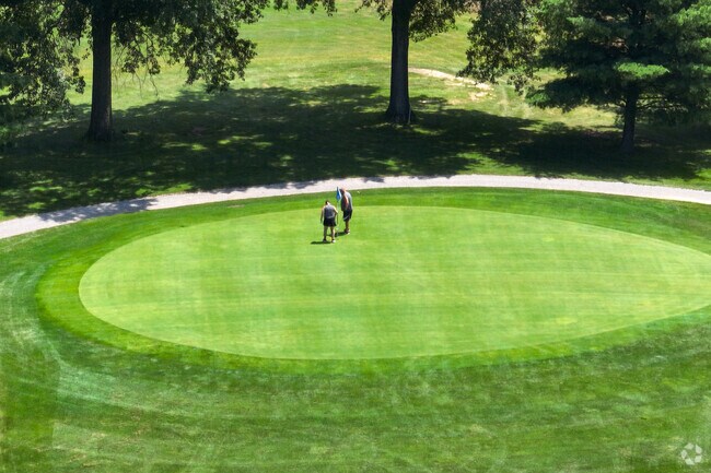 Northwood Golf Course is a public course located just minutes from Morgandale.