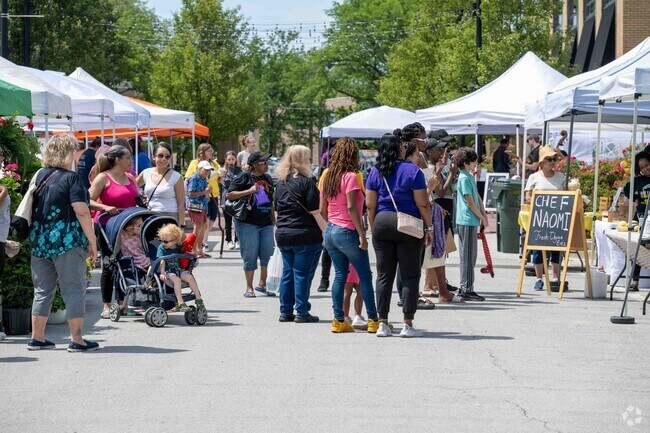 There are plenty of fresh foods and goods to browse at the Homewood Outdoor Farmers Market.