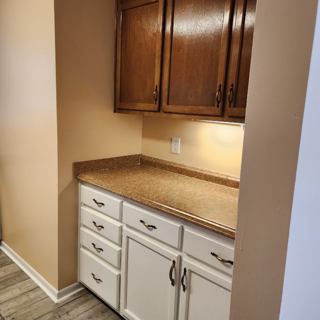 2322 Colony Dr SW, Huntsville, AL 35802 - photo 4