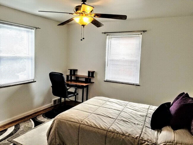 7710 Plainfield Rd unit 2, Cincinnati, OH 45236 - photo 6