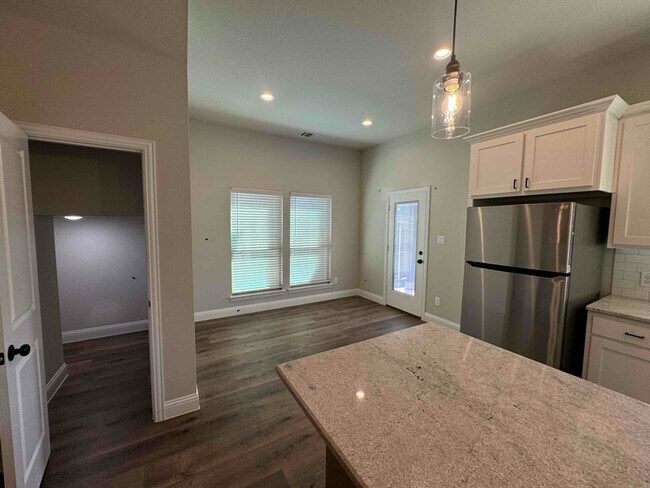 721 N Jefferson St unit 1195, Pilot Point, TX 76258 - photo 3