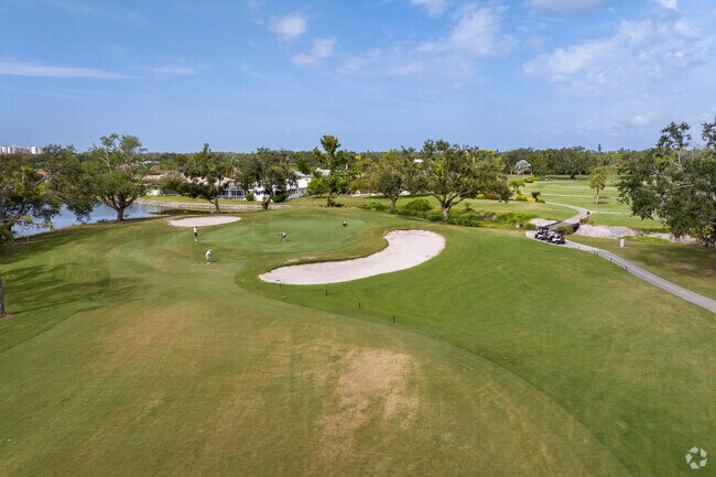 Venice Village local amenities include Jacaranda West,  a championship 18 hole golf course.
