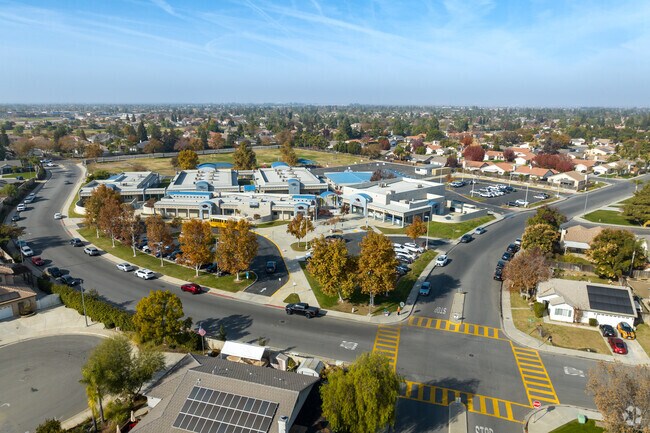 William B. Bimat Elementary has a 22 to 1 student to teacher ratio.