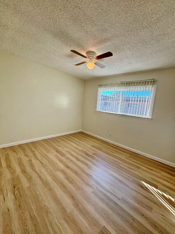 1107 W Highland St unit 8, Santa Ana, CA 92703 - photo 5