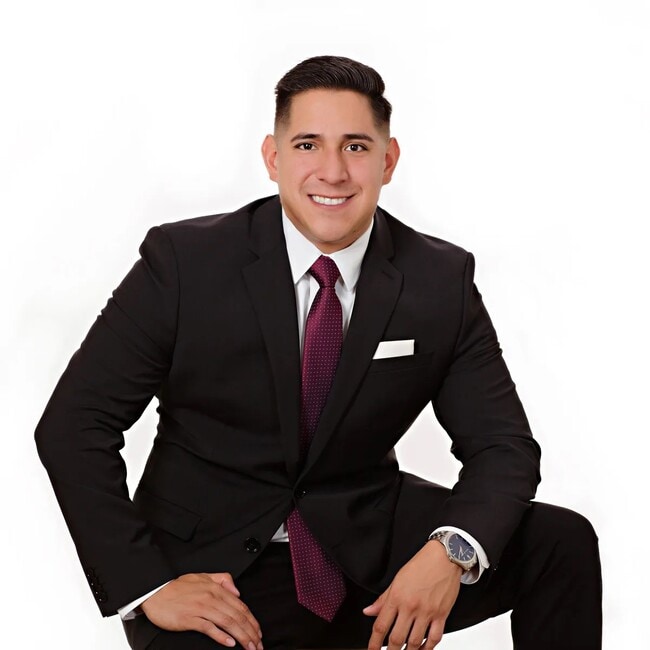 Agent Photo