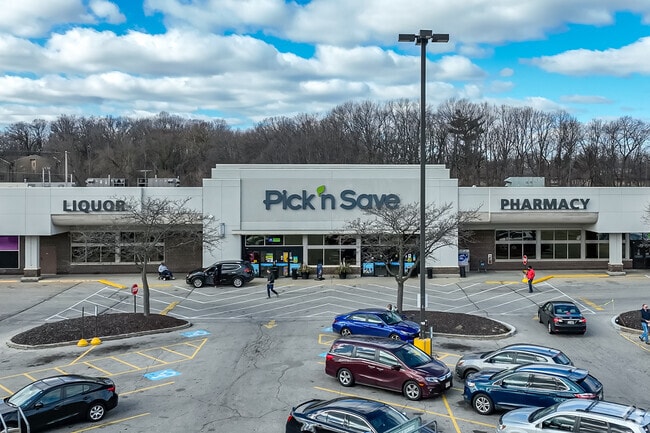 Head to Pick 'n Save in Southpoint for all of your grocery shopping.