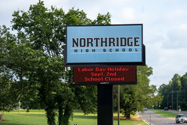 Northridge High School encourages Tuscaloosa students to do their best.