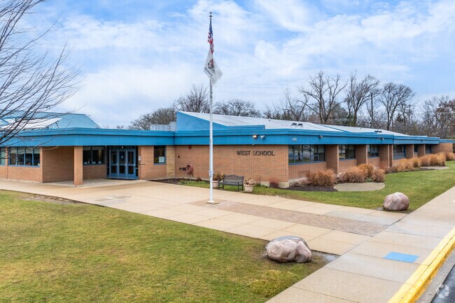 West School serves students in grades 3-4.
