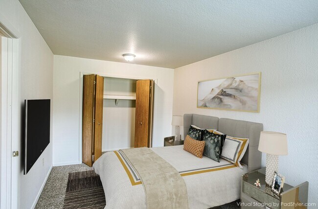 Maple Brooke Apartments, Kalamazoo, MI 49006 - photo 3