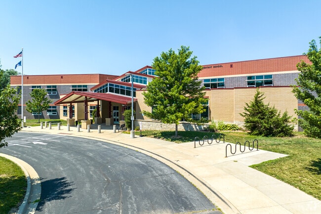 Apache Elementary School provides students with resources to reach highest academic potential.