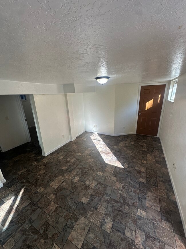 1131 Miles Ave unit 1131 1/2 Miles, Billings, MT 59102 - photo 6