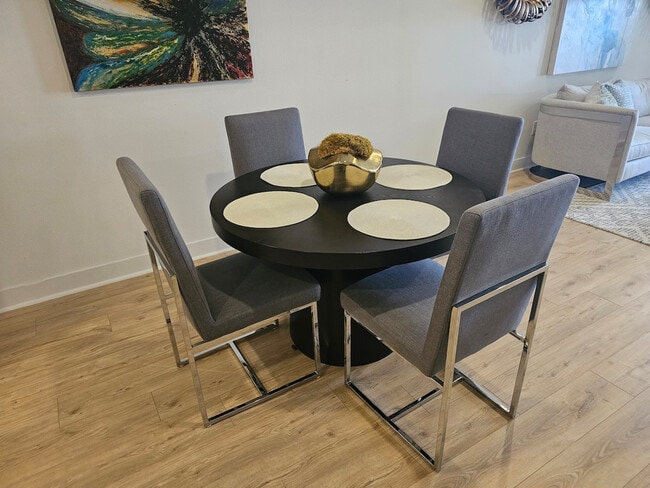 2137 Pelham Dr unit FL1-ID1028915P, Houston, TX 77019 - photo 4