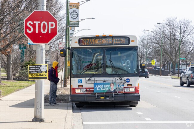 Commuting is Morgan Park is easy with several active CTA Bus routes along major roads.