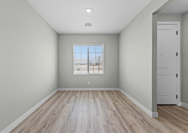 4461 Pinoche Ave unit 36486510, North Las Vegas, NV 89032 - photo 6