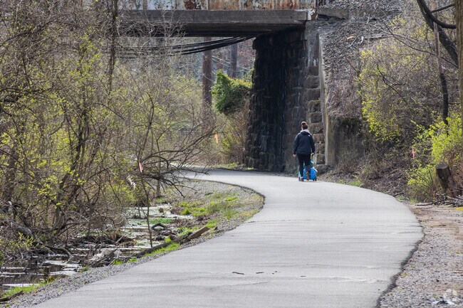 The Middlesex County Greenway runs from Edison, through Metuchen to Woodbridge.