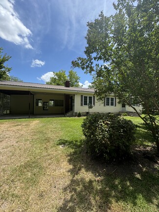 108 Bazemore St, Lewiston Woodville, NC 27849