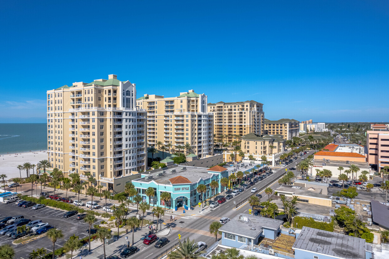 About Mandalay Beach Club, Clearwater FL | HOAs, Reviews, Amenities -  Homes.com