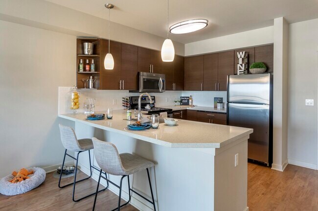 Oregon 42, Seattle, WA 98116 - photo 2