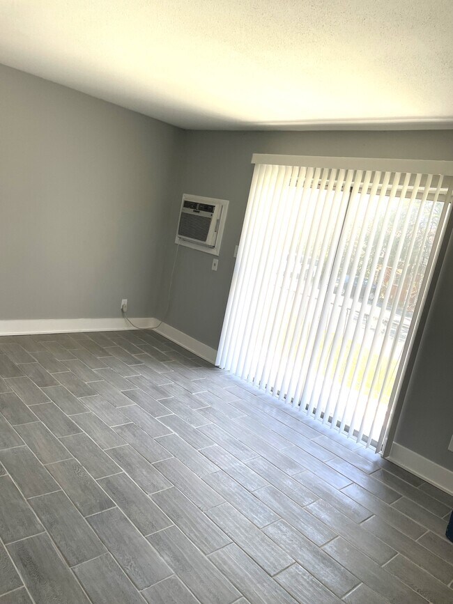 Avera Ave Apartments, Winston Salem, NC 27106 - photo 5