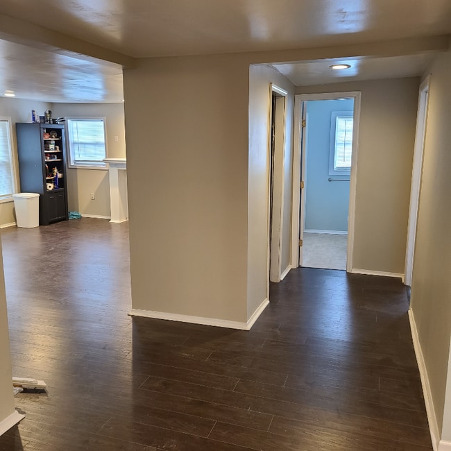 810 Kyle St, Gadsden, AL 35901 - photo 2