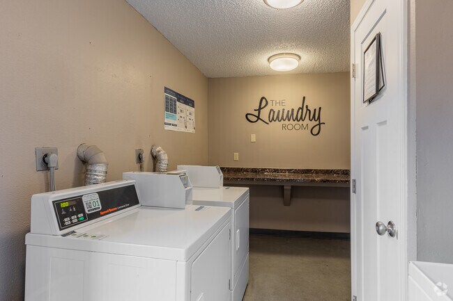 River Lofts Apartments, Tualatin, OR 97062 - photo 6