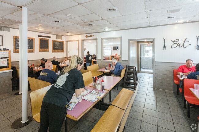 The finest breakfast in Raynham is found in The Milk Bottle on Broadway.