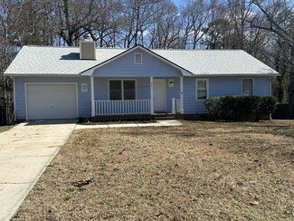 941 Kennesaw Dr, Fayetteville, NC 28314