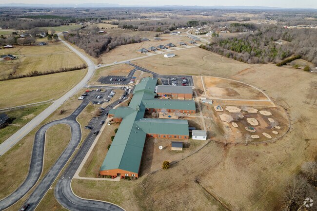 Alternative view of Grassy Pond Elementary School