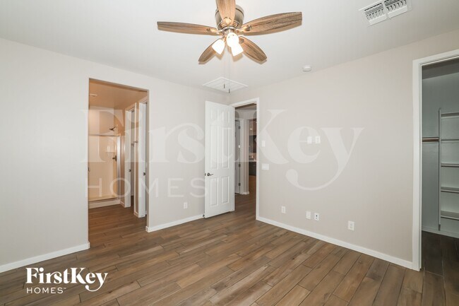 17823 W Bajada Rd, Surprise, AZ 85387 - photo 7