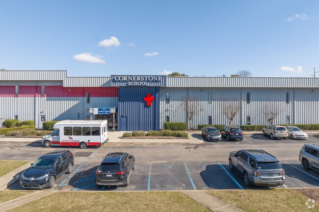 Cornerstone School has an overall Niche score of B.