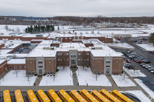 Akron High School has a B- rating for diversity.