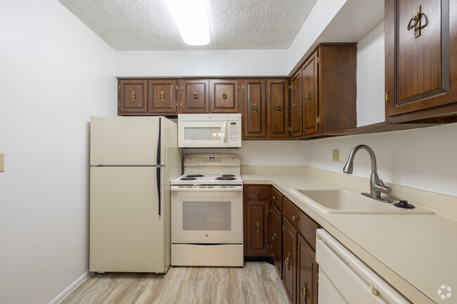 2BD, 1BA - 845SF - Kitchen