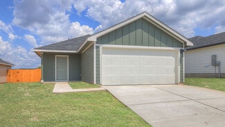 2207 Gentle Rain Dr Unit 36200974, Luling, TX 78648
