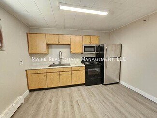36 Simon Ct Unit 2, Old Town, ME 04468
