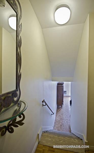 125 Chiswick Rd unit 512, Brighton, MA 02135 - photo 7