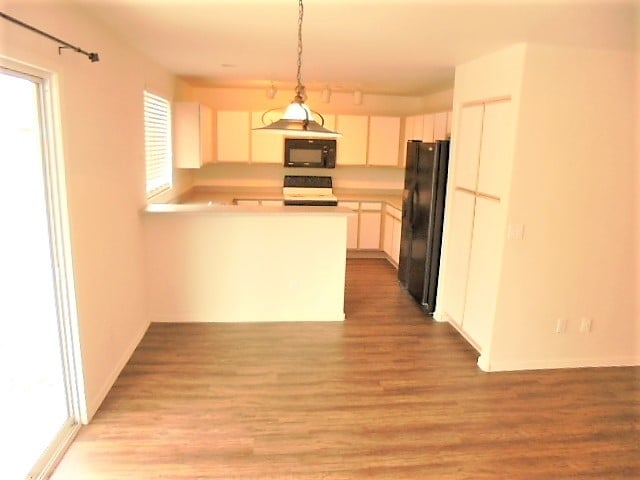 12717 W Paradise Dr, El Mirage, AZ 85335 - photo 3