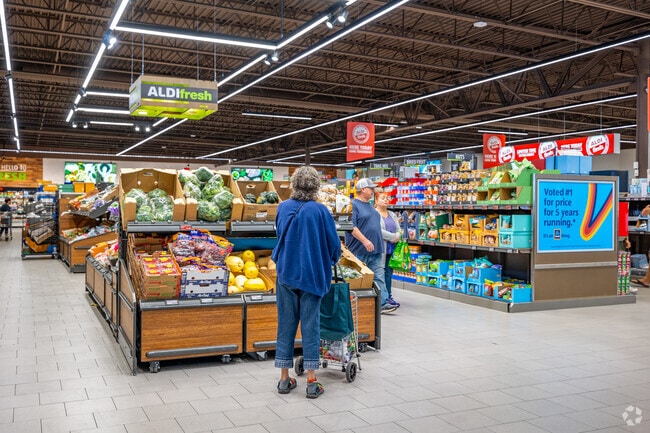 Quality meets affordability at Aldi in North Central Phoenix.