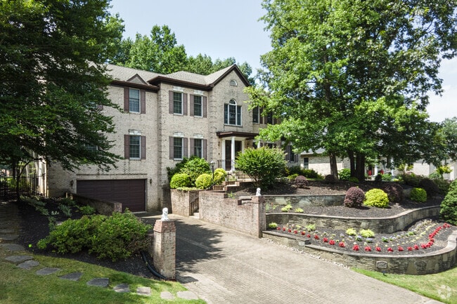 The Fort Washington neighborhood is home to many large estate homes.