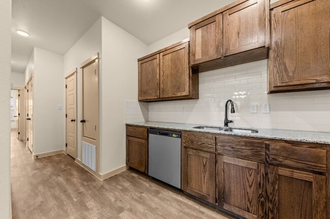 5901 Cordillera Dr unit 5901 B Cordillera, Killeen, TX 76549 - photo 7