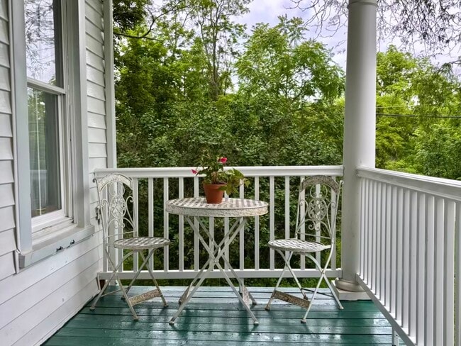 The private porch.