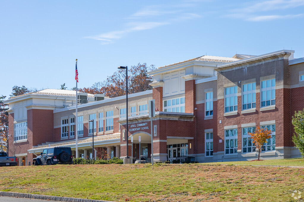 Athol High School was built in 1915.