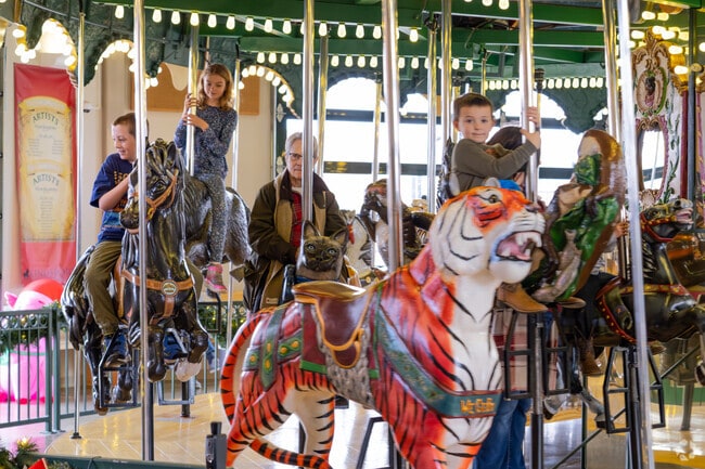 Pal's Roundhouse and the Kingsport Carousel and Park are cherished local landmarks.