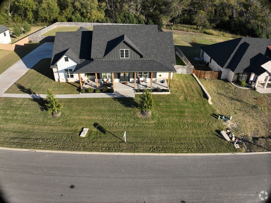 6911 Ben Houston Ct, Temple, TX 76502 - photo 2